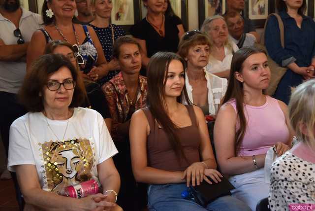 [WIDEO, FOTO] Salvador Dalí w Ząbkowicach Śląskich. Surrealistyczna wystawa, która burzy granice rzeczywistości