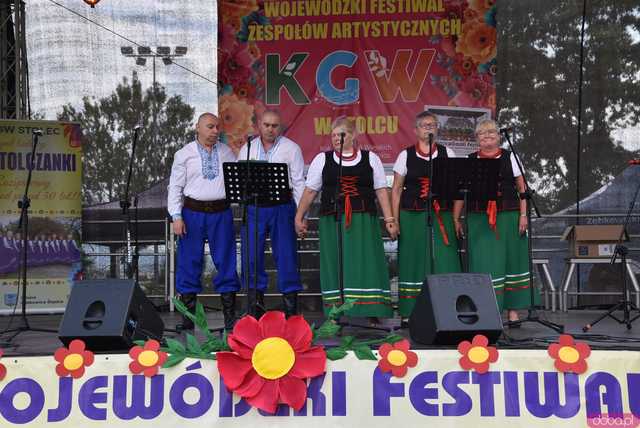 [FOTO, WIDEO] Tradycję trzeba pielęgnować Za nami XXVIII edycja Wojewódzkiego Festiwalu Zespołów Artystycznych KGW w Stolcu