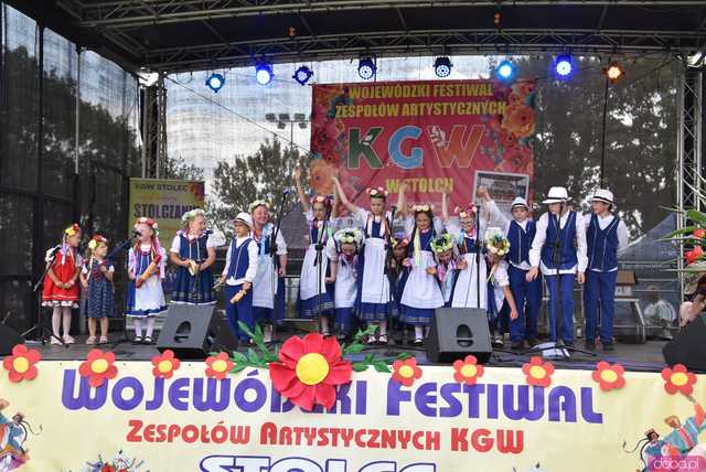 [FOTO, WIDEO] Tradycję trzeba pielęgnować Za nami XXVIII edycja Wojewódzkiego Festiwalu Zespołów Artystycznych KGW w Stolcu