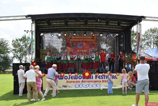 [FOTO, WIDEO] Tradycję trzeba pielęgnować Za nami XXVIII edycja Wojewódzkiego Festiwalu Zespołów Artystycznych KGW w Stolcu