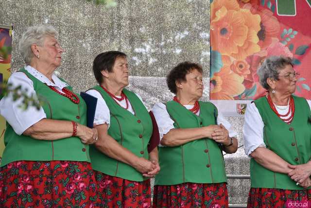[FOTO, WIDEO] Tradycję trzeba pielęgnować Za nami XXVIII edycja Wojewódzkiego Festiwalu Zespołów Artystycznych KGW w Stolcu