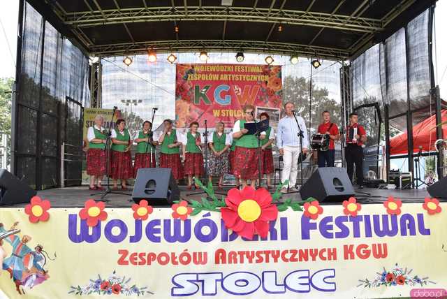 [FOTO, WIDEO] Tradycję trzeba pielęgnować Za nami XXVIII edycja Wojewódzkiego Festiwalu Zespołów Artystycznych KGW w Stolcu