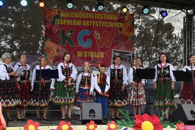 [FOTO, WIDEO] Tradycję trzeba pielęgnować Za nami XXVIII edycja Wojewódzkiego Festiwalu Zespołów Artystycznych KGW w Stolcu