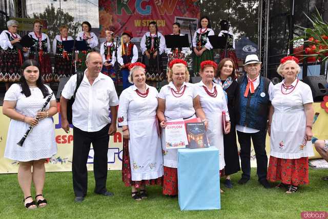[FOTO, WIDEO] Tradycję trzeba pielęgnować Za nami XXVIII edycja Wojewódzkiego Festiwalu Zespołów Artystycznych KGW w Stolcu