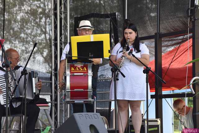 [FOTO, WIDEO] Tradycję trzeba pielęgnować Za nami XXVIII edycja Wojewódzkiego Festiwalu Zespołów Artystycznych KGW w Stolcu