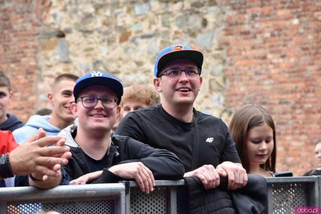 [FOTO] donGURALesko rozpoczął Dni i Noce Krzywej Wieży 2025