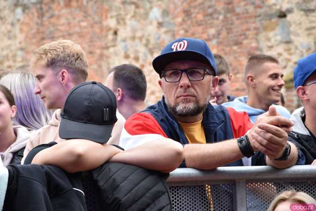 [FOTO] donGURALesko rozpoczął Dni i Noce Krzywej Wieży 2025