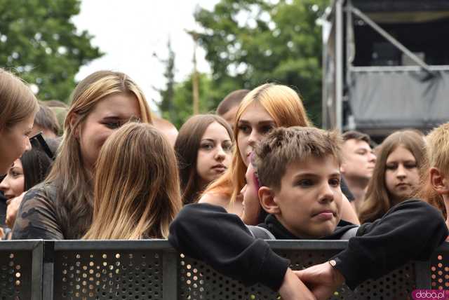 [FOTO] donGURALesko rozpoczął Dni i Noce Krzywej Wieży 2025