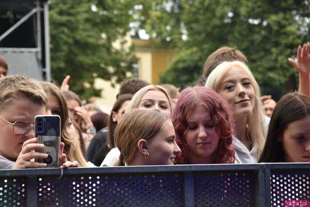 [FOTO] donGURALesko rozpoczął Dni i Noce Krzywej Wieży 2025