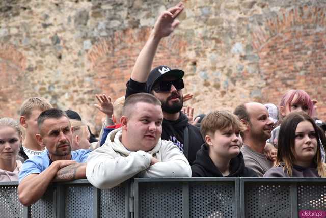 [FOTO] donGURALesko rozpoczął Dni i Noce Krzywej Wieży 2025