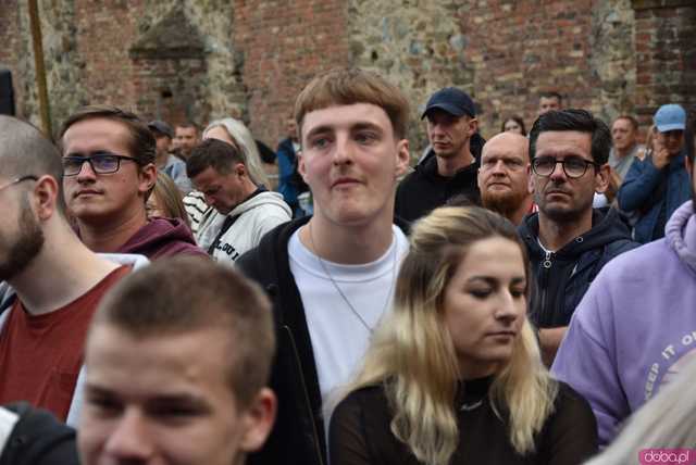 [FOTO] Są tu jakieś Agnieszki? Bo Łzy uważają, że w Ząbkowicach ich nie ma 