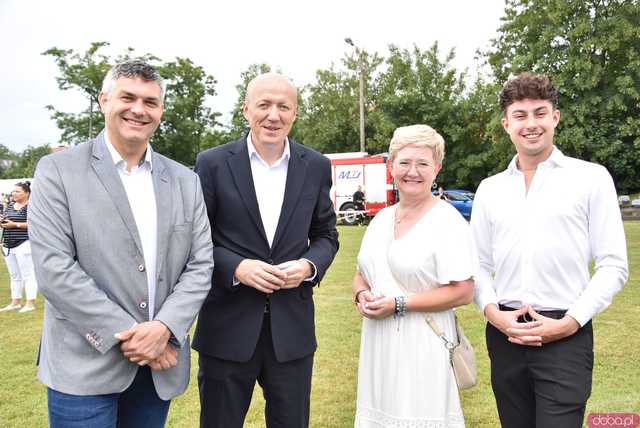 [FOTO, WIDEO] Strażacka rywalizacja w Lubnowie. Znamy zwycięzców zawodów XI Zlotu Starych Sikawek!