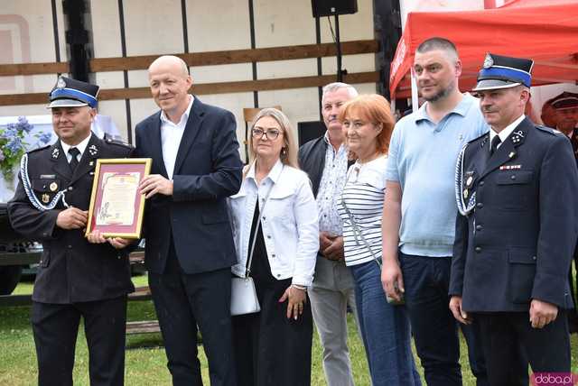 [FOTO, WIDEO] Strażacka rywalizacja w Lubnowie. Znamy zwycięzców zawodów XI Zlotu Starych Sikawek!