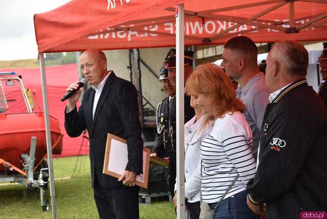 [FOTO, WIDEO] Strażacka rywalizacja w Lubnowie. Znamy zwycięzców zawodów XI Zlotu Starych Sikawek!