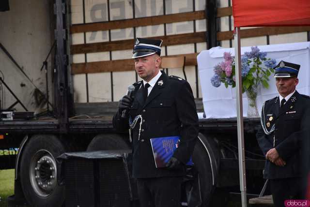 [FOTO, WIDEO] Strażacka rywalizacja w Lubnowie. Znamy zwycięzców zawodów XI Zlotu Starych Sikawek!