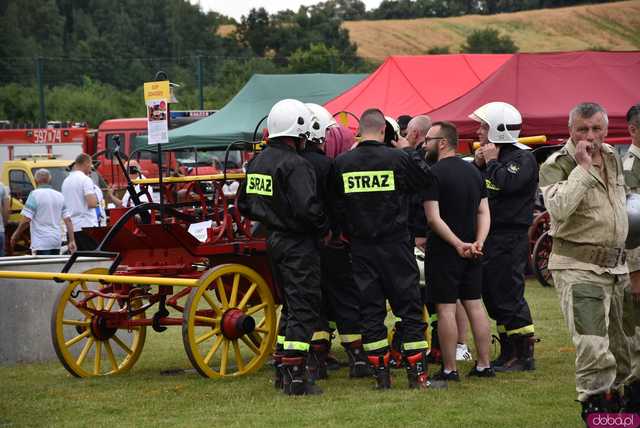 [FOTO, WIDEO] Strażacka rywalizacja w Lubnowie. Znamy zwycięzców zawodów XI Zlotu Starych Sikawek!