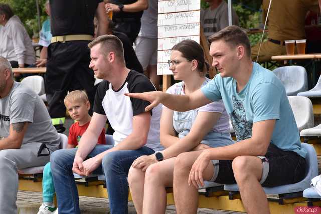 [FOTO, WIDEO] Strażacka rywalizacja w Lubnowie. Znamy zwycięzców zawodów XI Zlotu Starych Sikawek!