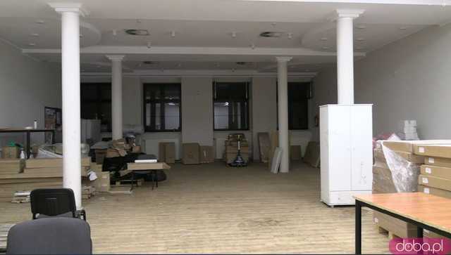 [FOTO, WIDEO] Czy uczniowie wrócą do szkoły we wrześniu? Jak zmieni się Centrum Kultury w Bardzie? Rząd przekazał kolejne miliony na odbudowę 