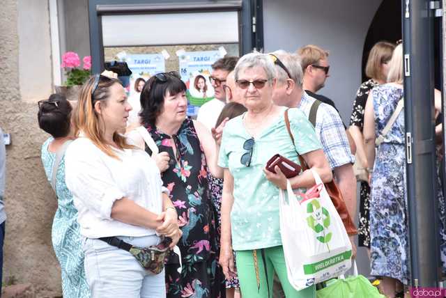 [FOTO, WIDEO] Nie ma drogi na skróty do dobrego jedzenia. W Lutomierzu wiedzą o tym najlepiej