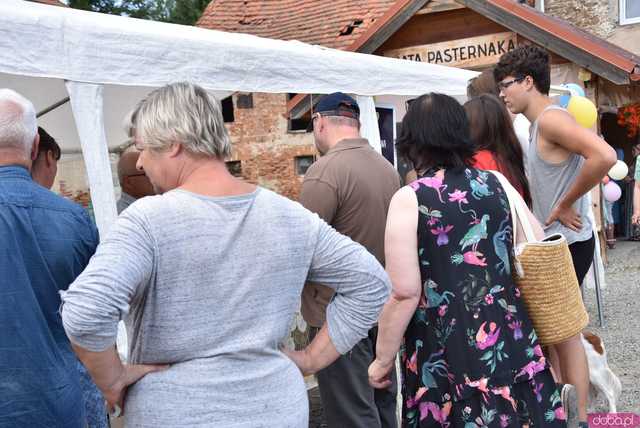 [FOTO, WIDEO] Nie ma drogi na skróty do dobrego jedzenia. W Lutomierzu wiedzą o tym najlepiej