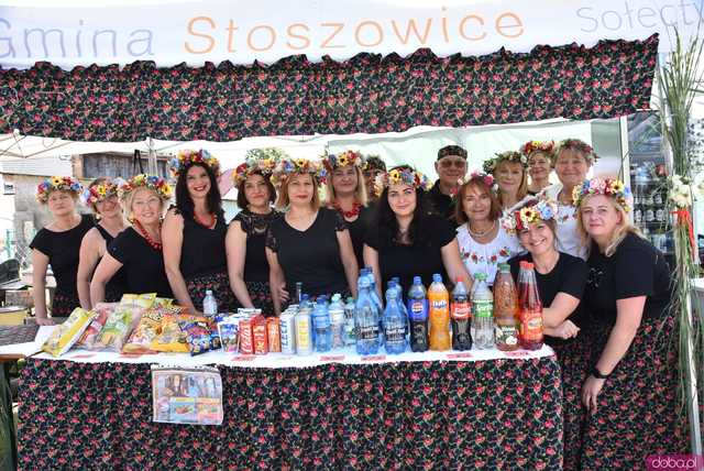 [FOTO, WIDEO] Tradycja bez rywalizacji. Za nami III Spotkanie Zespołów Ludowych w Przedborowej
