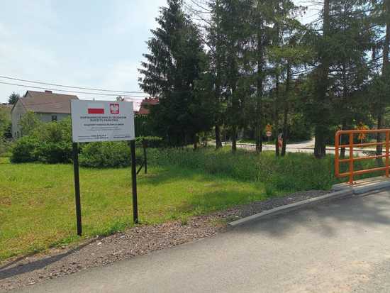 [FOTO] Zakończono remont ul. Bocznej w Ciepłowodach. Tak wygląda nowa nawierzchnia