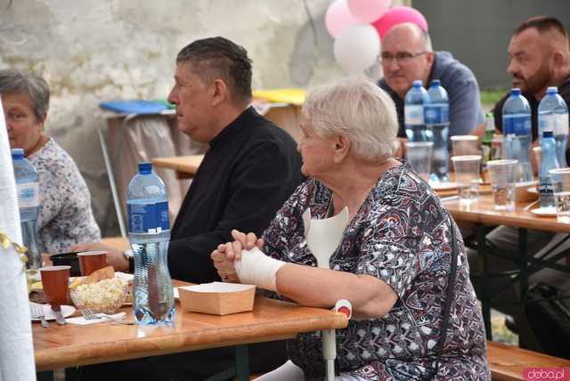 [FOTO, WIDEO] Dzień Róży w Różanej z grą terenową i animacjami. Nowa tradycja zyskuje popularność