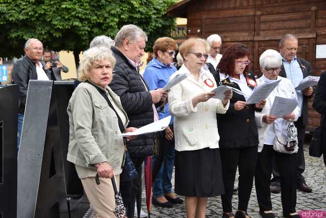 [FOTO] Deszcz nie zwolnił nas z obowiązku upamiętnienia wszystkich walczących w Powstaniu Warszawskim 