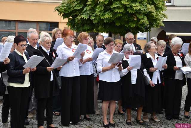 [FOTO] Deszcz nie zwolnił nas z obowiązku upamiętnienia wszystkich walczących w Powstaniu Warszawskim 