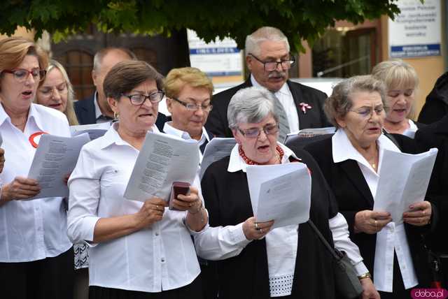 [FOTO] Deszcz nie zwolnił nas z obowiązku upamiętnienia wszystkich walczących w Powstaniu Warszawskim 