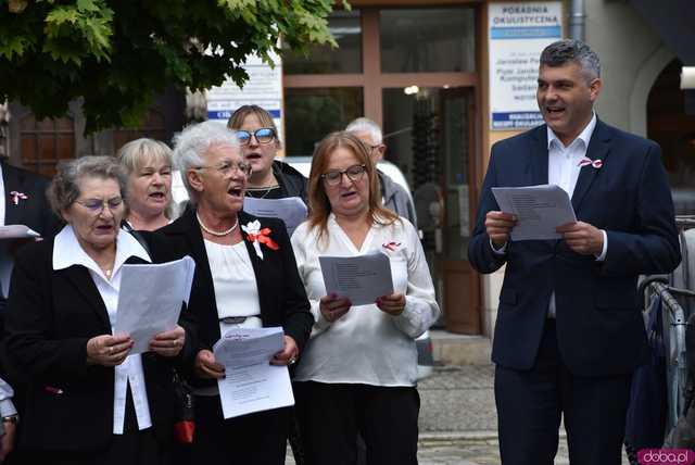 [FOTO] Deszcz nie zwolnił nas z obowiązku upamiętnienia wszystkich walczących w Powstaniu Warszawskim 