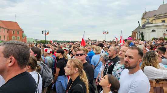 [FOTO] Mieszkańcy gminy Bardo oddali hołd bohaterom Powstania w stolicy