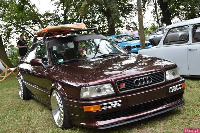 [FOTO] Jak nisko można zejść? HOW LOW 2025 przyciągnął pasjonatów motoryzacji z całego Dolnego Śląska