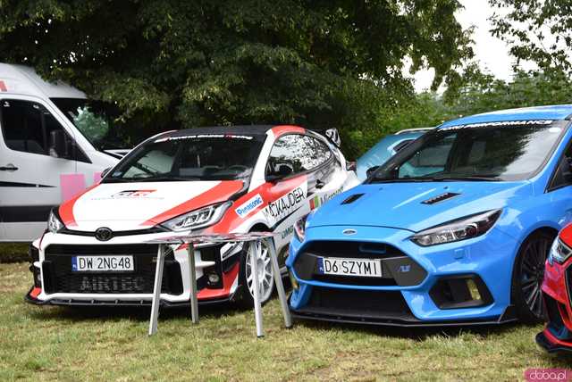 [FOTO] Jak nisko można zejść? HOW LOW 2025 przyciągnął pasjonatów motoryzacji z całego Dolnego Śląska
