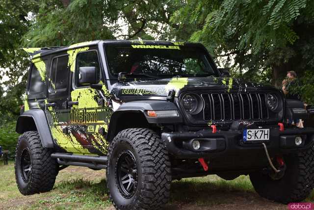 [FOTO] Jak nisko można zejść? HOW LOW 2025 przyciągnął pasjonatów motoryzacji z całego Dolnego Śląska