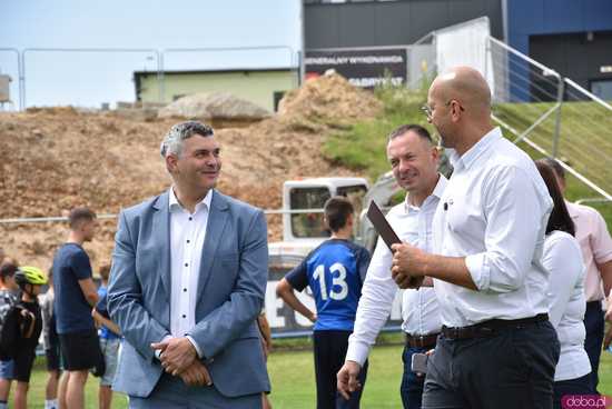 [FOTO, WIDEO] „Nie obiecujemy, tylko realizujemy Wizyta Ministra Sportu w Ząbkowicach przyniosła konkretne deklaracje 