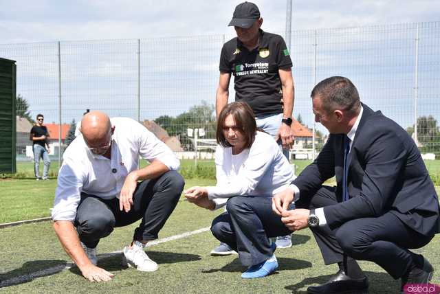 [FOTO] Nowa era sportu w Kamieńcu Ząbkowickim? Minister Sportu sprzedał burmistrzowi kilka ciekawych pomysłów 