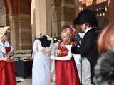 [FOTO, WIDEO] W cieniu rewolucji, w blasku elegancji. Pałac Marianny Orańskiej ożył w klimacie epoki napoleońskiej