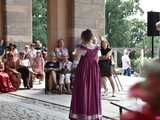 [FOTO, WIDEO] W cieniu rewolucji, w blasku elegancji. Pałac Marianny Orańskiej ożył w klimacie epoki napoleońskiej