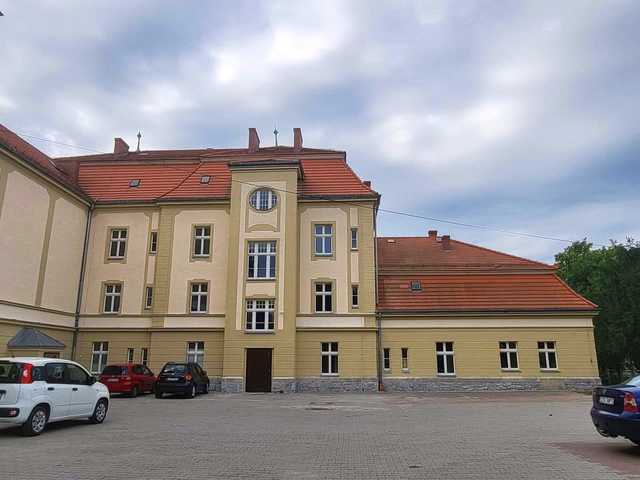 [FOTO] Zakończono remont budynku Zespołu Szkół Zawodowych w Ząbkowicach Śląskich